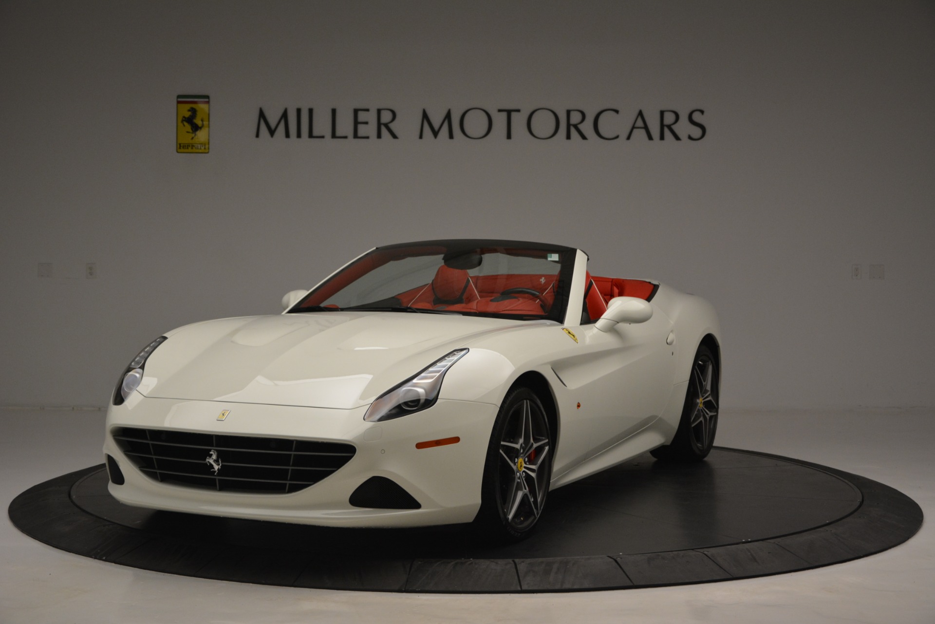 Used 2017 Ferrari California T Handling Speciale for sale Sold at Alfa Romeo of Greenwich in Greenwich CT 06830 1