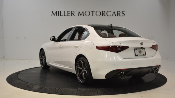 New 2019 Alfa Romeo Giulia Ti Sport Q4 for sale Sold at Alfa Romeo of Greenwich in Greenwich CT 06830 5