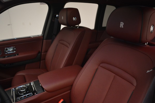 Used 2019 Rolls-Royce Cullinan for sale Sold at Alfa Romeo of Greenwich in Greenwich CT 06830 18