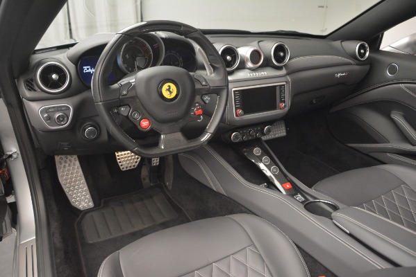 Used 2017 Ferrari California T Handling Speciale for sale Sold at Alfa Romeo of Greenwich in Greenwich CT 06830 25