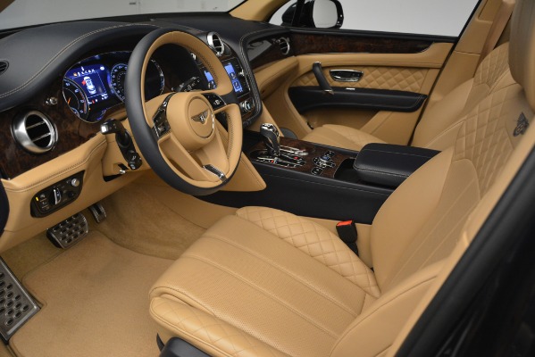 Used 2017 Bentley Bentayga W12 for sale Sold at Alfa Romeo of Greenwich in Greenwich CT 06830 17