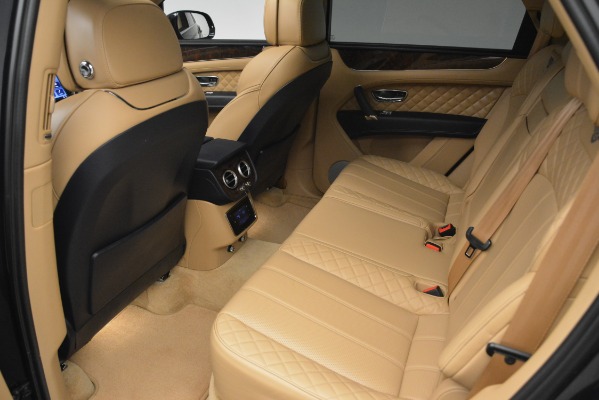 Used 2017 Bentley Bentayga W12 for sale Sold at Alfa Romeo of Greenwich in Greenwich CT 06830 23