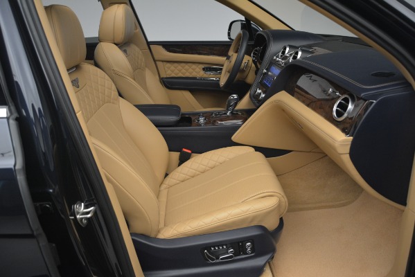 Used 2017 Bentley Bentayga W12 for sale Sold at Alfa Romeo of Greenwich in Greenwich CT 06830 26