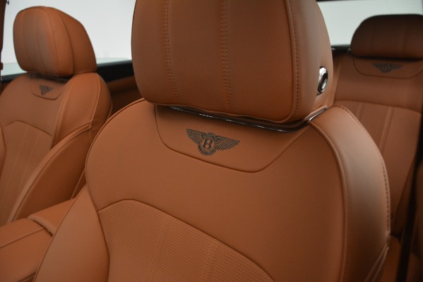 New 2019 Bentley Bentayga V8 for sale Sold at Alfa Romeo of Greenwich in Greenwich CT 06830 18