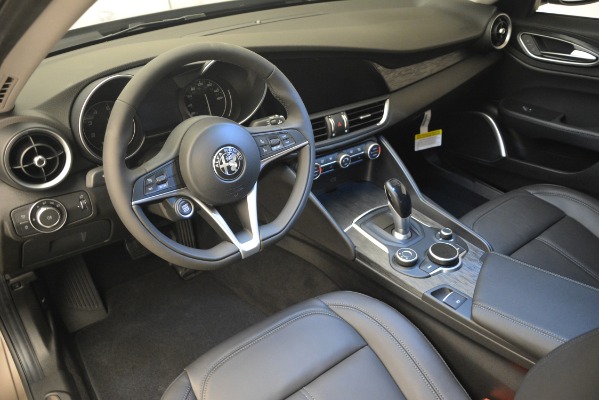 New 2019 Alfa Romeo Giulia Q4 for sale $45,240 at Alfa Romeo of Greenwich in Greenwich CT 06830 16