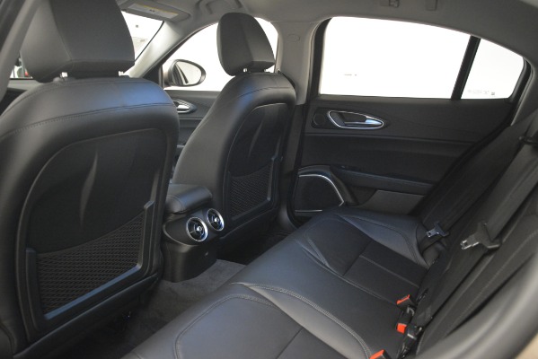 New 2019 Alfa Romeo Giulia Q4 for sale $45,240 at Alfa Romeo of Greenwich in Greenwich CT 06830 19