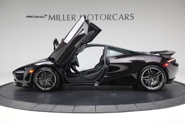 Used 2018 McLaren 720S Coupe for sale Sold at Alfa Romeo of Greenwich in Greenwich CT 06830 15