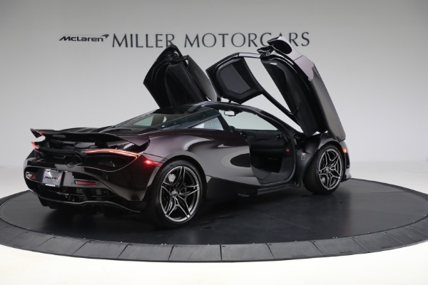 Used 2018 McLaren 720S Coupe for sale Sold at Alfa Romeo of Greenwich in Greenwich CT 06830 18