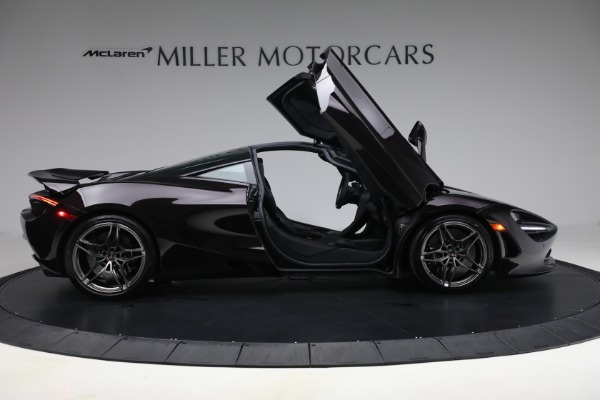 Used 2018 McLaren 720S Coupe for sale Sold at Alfa Romeo of Greenwich in Greenwich CT 06830 19