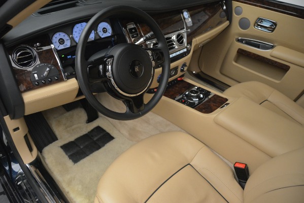 Used 2014 Rolls-Royce Ghost for sale Sold at Alfa Romeo of Greenwich in Greenwich CT 06830 15