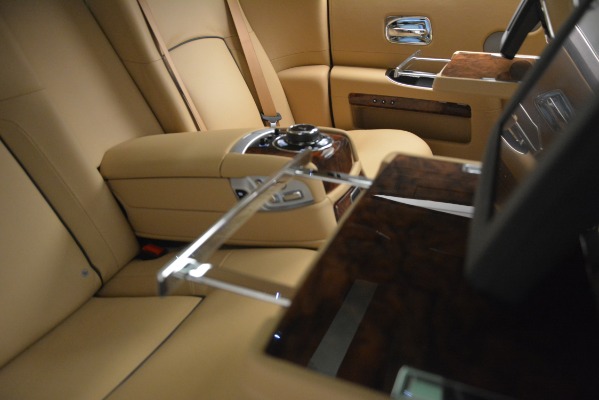 Used 2014 Rolls-Royce Ghost for sale Sold at Alfa Romeo of Greenwich in Greenwich CT 06830 24