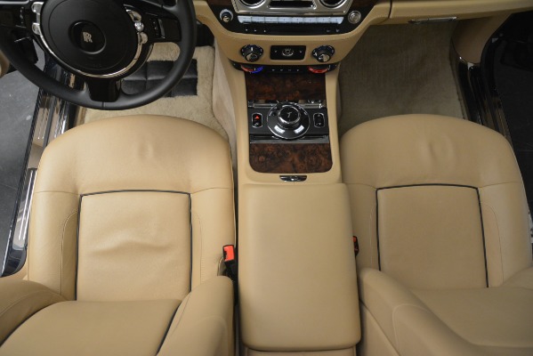 Used 2014 Rolls-Royce Ghost for sale Sold at Alfa Romeo of Greenwich in Greenwich CT 06830 27