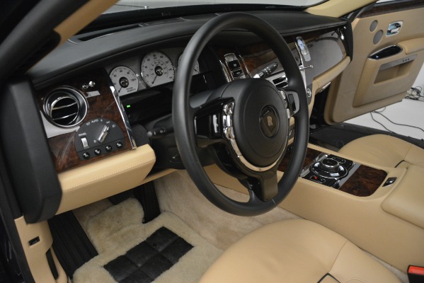 Used 2014 Rolls-Royce Ghost for sale Sold at Alfa Romeo of Greenwich in Greenwich CT 06830 28