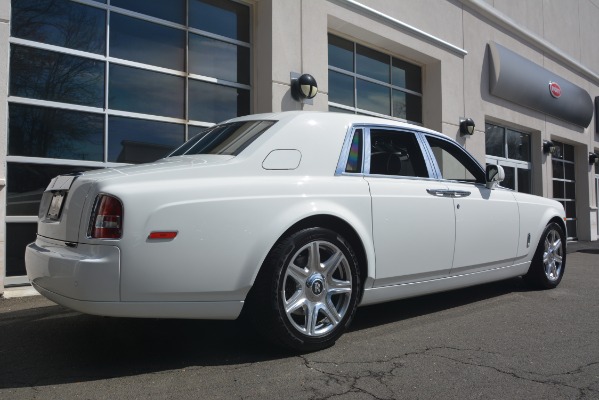 Used 2014 Rolls-Royce Phantom for sale Sold at Alfa Romeo of Greenwich in Greenwich CT 06830 11