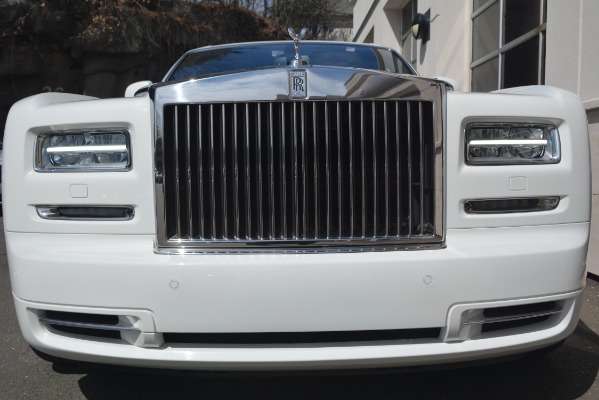 Used 2014 Rolls-Royce Phantom for sale Sold at Alfa Romeo of Greenwich in Greenwich CT 06830 7