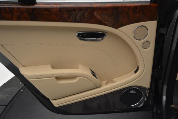 Used 2011 Bentley Mulsanne for sale Sold at Alfa Romeo of Greenwich in Greenwich CT 06830 23