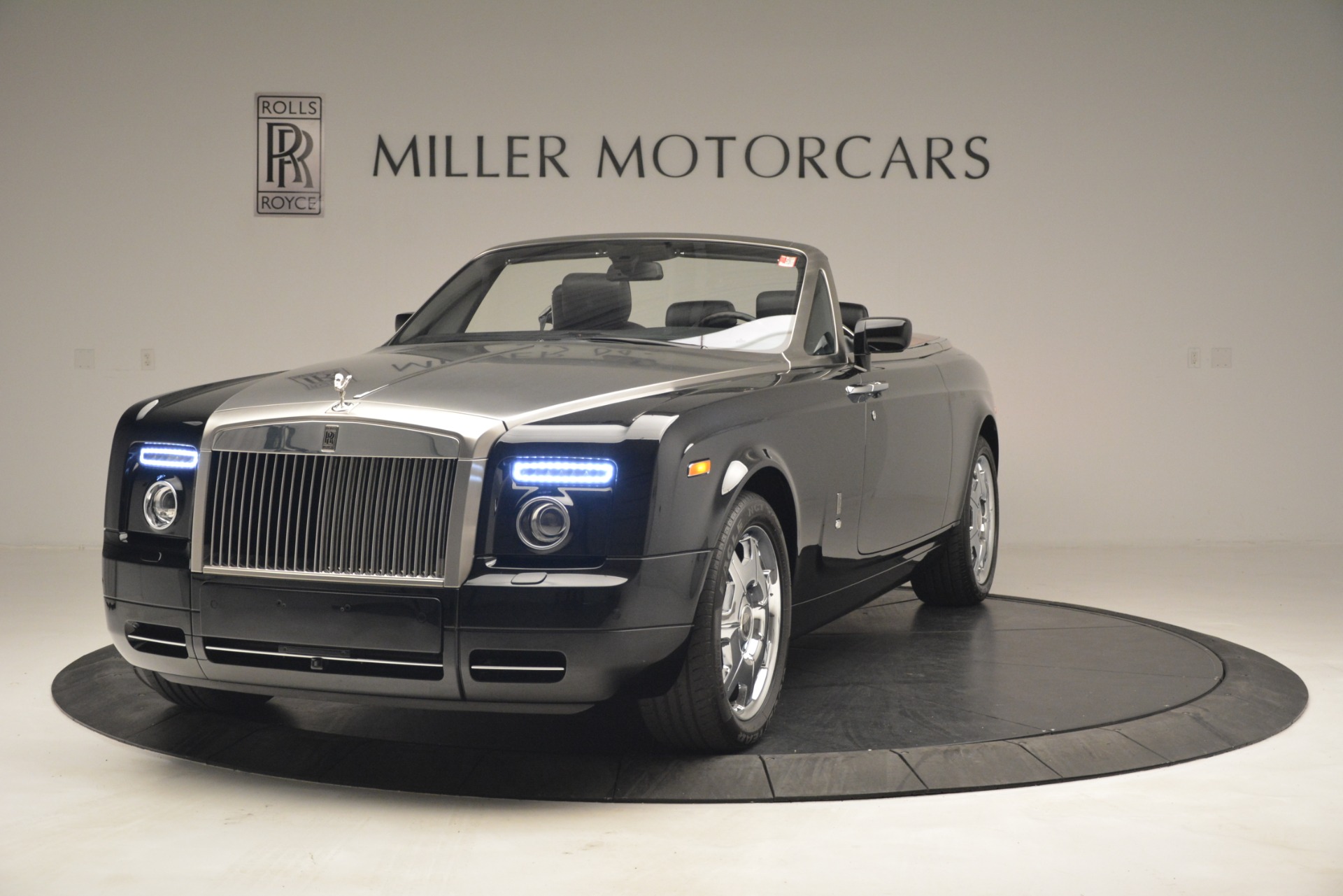 Used 2008 Rolls-Royce Phantom Drophead Coupe for sale Sold at Alfa Romeo of Greenwich in Greenwich CT 06830 1