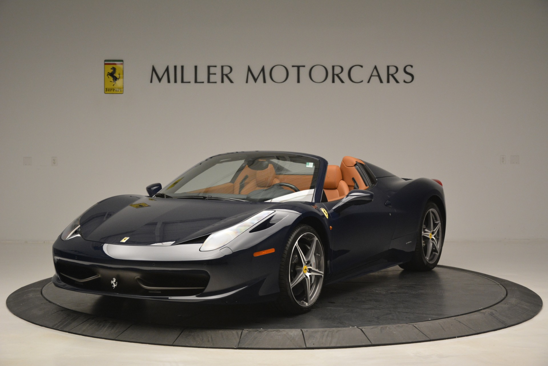 Used 2014 Ferrari 458 Spider for sale Sold at Alfa Romeo of Greenwich in Greenwich CT 06830 1