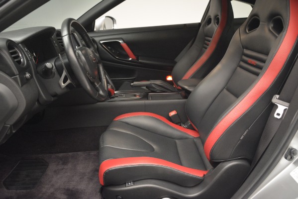 Used 2013 Nissan GT-R Black Edition for sale Sold at Alfa Romeo of Greenwich in Greenwich CT 06830 16
