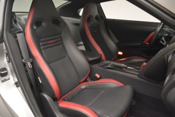 Used 2013 Nissan GT-R Black Edition for sale Sold at Alfa Romeo of Greenwich in Greenwich CT 06830 22