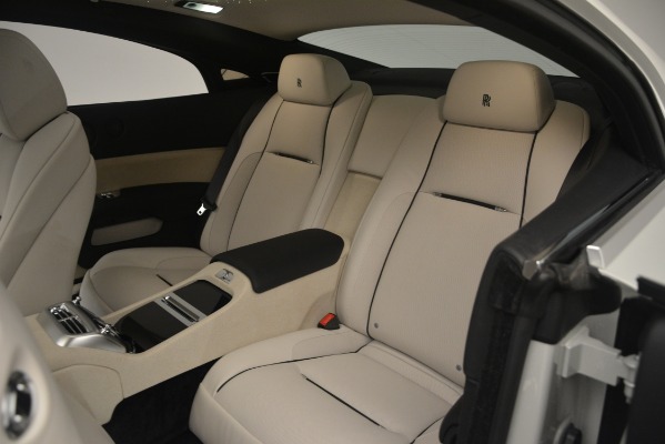 Used 2016 Rolls-Royce Wraith for sale $205,900 at Alfa Romeo of Greenwich in Greenwich CT 06830 19