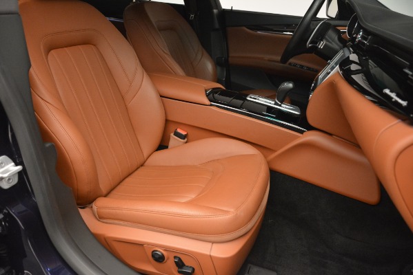 Used 2015 Maserati Quattroporte S Q4 for sale Sold at Alfa Romeo of Greenwich in Greenwich CT 06830 24