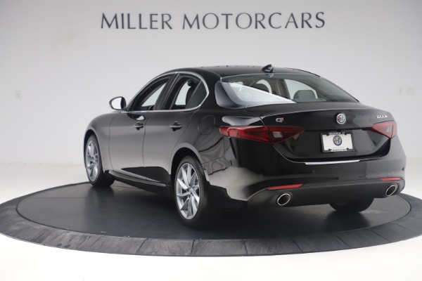 New 2019 Alfa Romeo Giulia Q4 for sale Sold at Alfa Romeo of Greenwich in Greenwich CT 06830 5