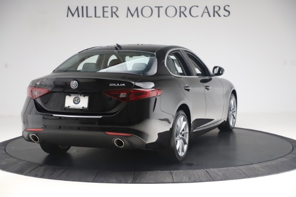 New 2019 Alfa Romeo Giulia Q4 for sale $46,140 at Alfa Romeo of Greenwich in Greenwich CT 06830 7