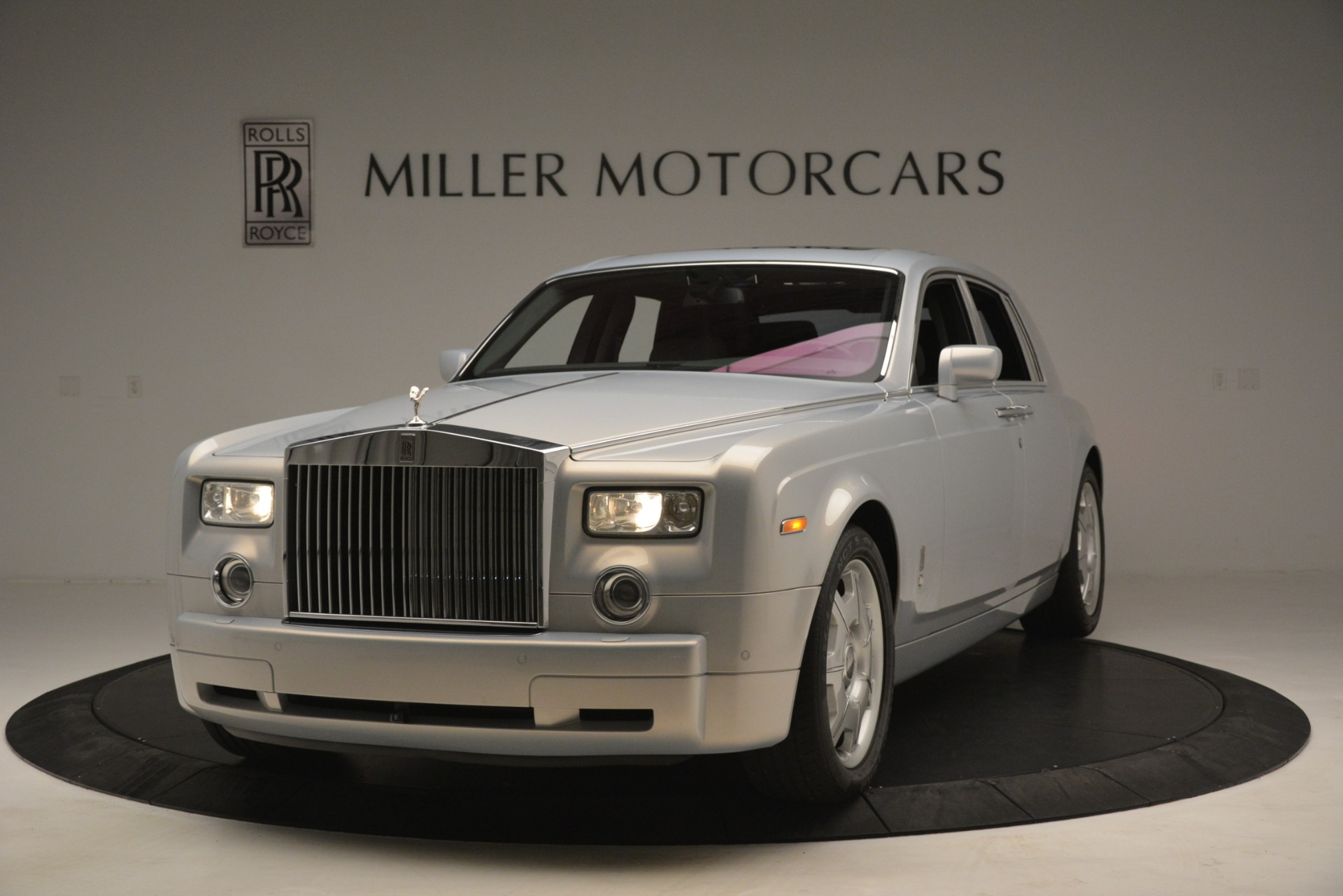 Used 2007 Rolls-Royce Phantom for sale Sold at Alfa Romeo of Greenwich in Greenwich CT 06830 1