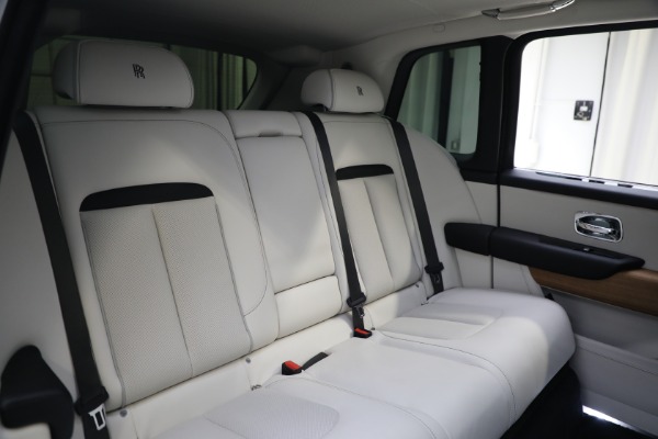Used 2019 Rolls-Royce Cullinan for sale $329,900 at Alfa Romeo of Greenwich in Greenwich CT 06830 24