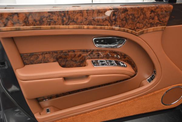 Used 2016 Bentley Mulsanne Speed for sale Sold at Alfa Romeo of Greenwich in Greenwich CT 06830 15