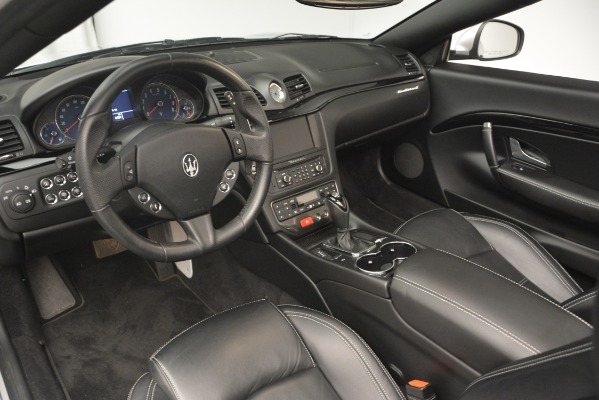 Used 2016 Maserati GranTurismo for sale $59,900 at Alfa Romeo of Greenwich in Greenwich CT 06830 19
