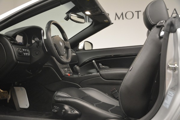 Used 2016 Maserati GranTurismo for sale $59,900 at Alfa Romeo of Greenwich in Greenwich CT 06830 20