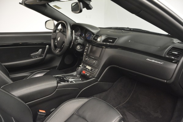 Used 2016 Maserati GranTurismo for sale $59,900 at Alfa Romeo of Greenwich in Greenwich CT 06830 24