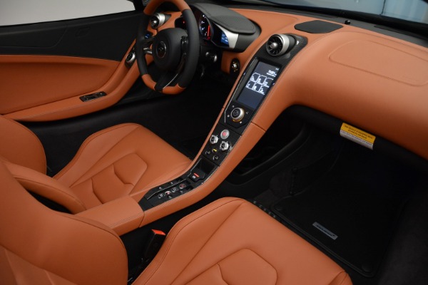 Used 2015 McLaren 650S Spider Convertible for sale Sold at Alfa Romeo of Greenwich in Greenwich CT 06830 25