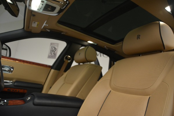 Used 2015 Rolls-Royce Ghost for sale Sold at Alfa Romeo of Greenwich in Greenwich CT 06830 27