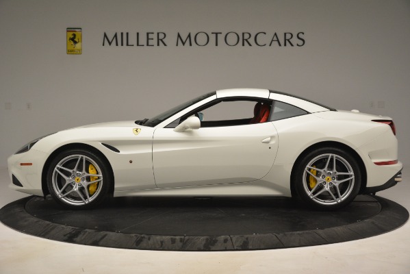 Used 2016 Ferrari California T for sale Sold at Alfa Romeo of Greenwich in Greenwich CT 06830 14