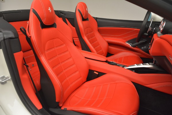 Used 2016 Ferrari California T for sale Sold at Alfa Romeo of Greenwich in Greenwich CT 06830 24