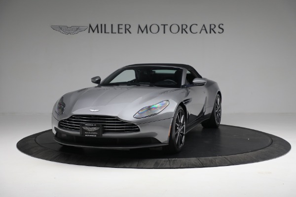 Used 2019 Aston Martin DB11 V8 Convertible for sale $182,500 at Alfa Romeo of Greenwich in Greenwich CT 06830 12