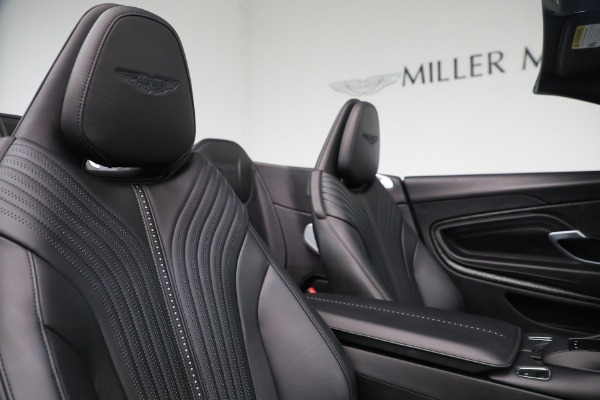 Used 2019 Aston Martin DB11 V8 Convertible for sale $182,500 at Alfa Romeo of Greenwich in Greenwich CT 06830 23