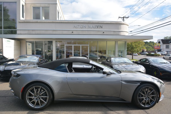 Used 2019 Aston Martin DB11 V8 Convertible for sale $182,500 at Alfa Romeo of Greenwich in Greenwich CT 06830 27