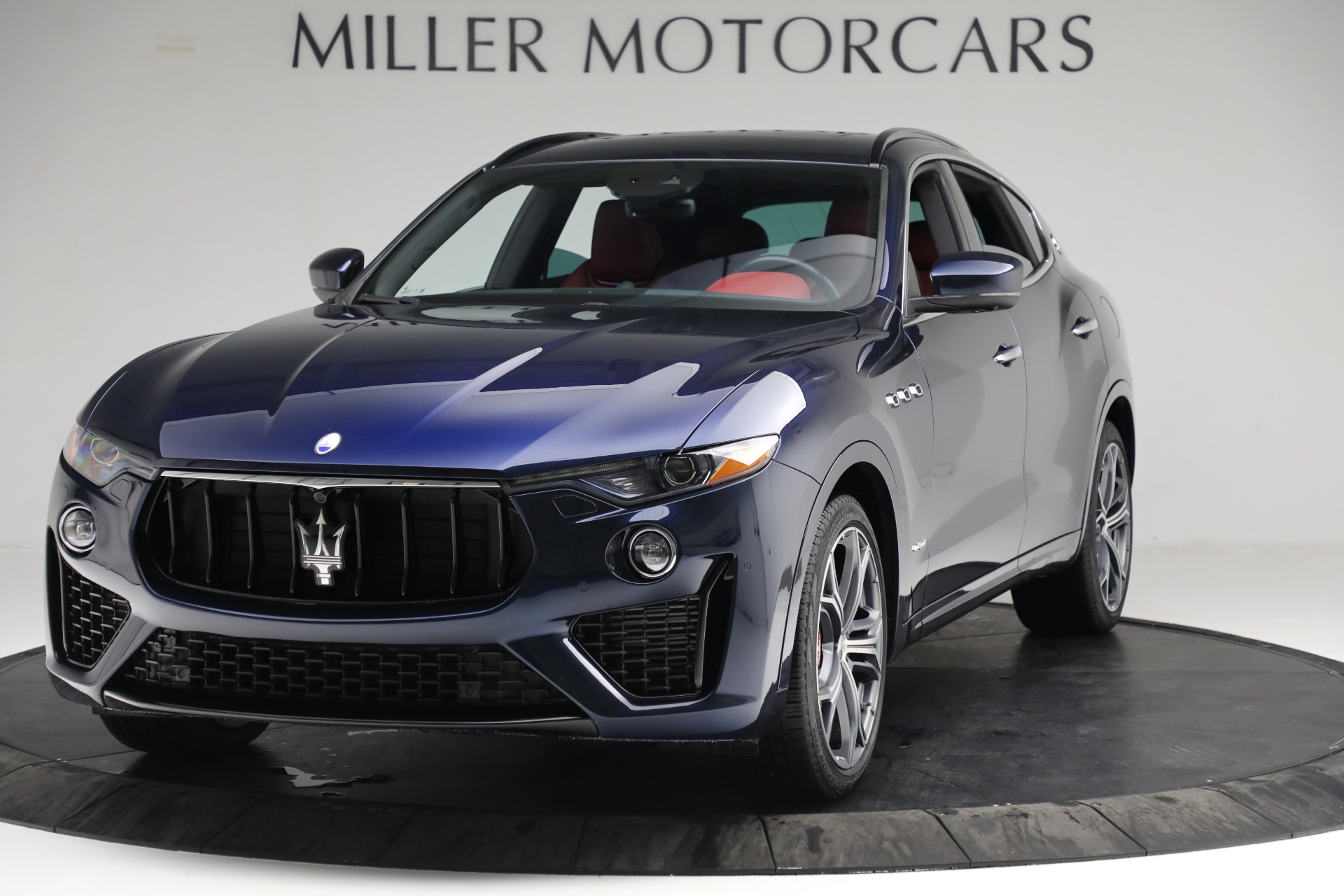 Used 2019 Maserati Levante S Q4 GranSport for sale Sold at Alfa Romeo of Greenwich in Greenwich CT 06830 1