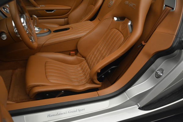 Used 2010 Bugatti Veyron 16.4 Grand Sport for sale $1,900,000 at Alfa Romeo of Greenwich in Greenwich CT 06830 25