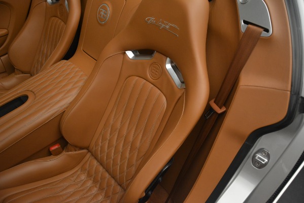 Used 2010 Bugatti Veyron 16.4 Grand Sport for sale $1,900,000 at Alfa Romeo of Greenwich in Greenwich CT 06830 26