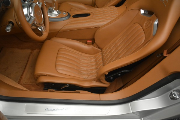 Used 2010 Bugatti Veyron 16.4 Grand Sport for sale $1,900,000 at Alfa Romeo of Greenwich in Greenwich CT 06830 27