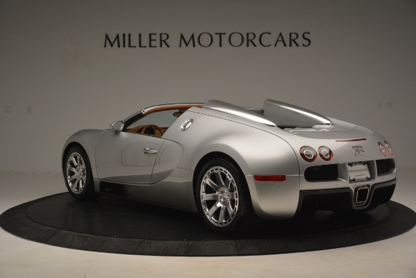 Used 2010 Bugatti Veyron 16.4 Grand Sport for sale $1,900,000 at Alfa Romeo of Greenwich in Greenwich CT 06830 6