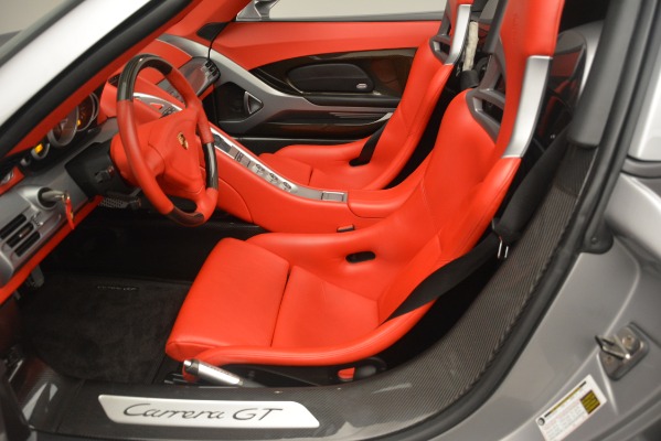 Used 2005 Porsche Carrera GT for sale Sold at Alfa Romeo of Greenwich in Greenwich CT 06830 24