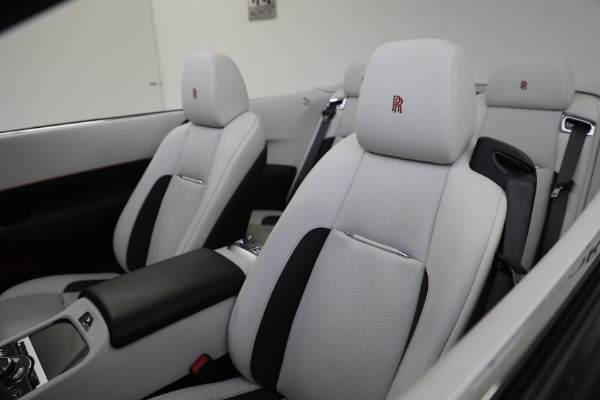 Used 2019 Rolls-Royce Dawn for sale $369,900 at Alfa Romeo of Greenwich in Greenwich CT 06830 19