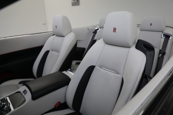 Used 2019 Rolls-Royce Dawn for sale Sold at Alfa Romeo of Greenwich in Greenwich CT 06830 19