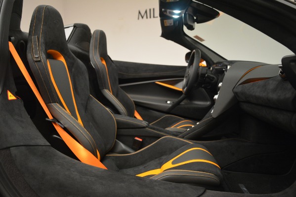 New 2020 McLaren 720S Spider for sale Sold at Alfa Romeo of Greenwich in Greenwich CT 06830 25